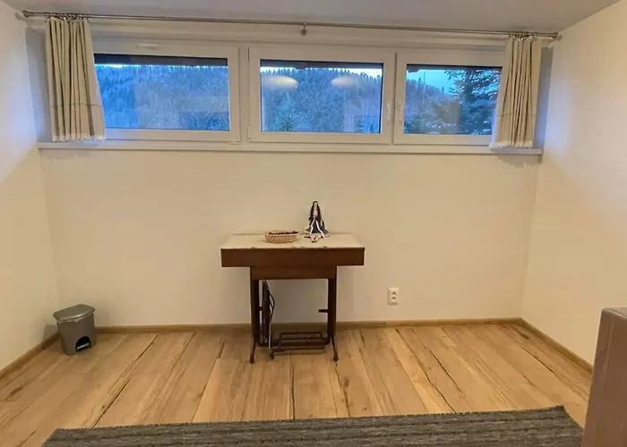 V Lihotke * Oravsky Podzamok